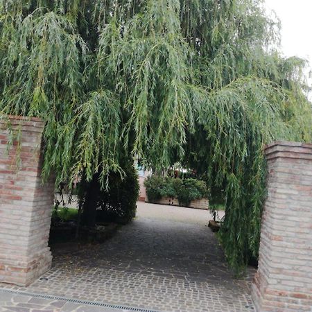 הוילה Massa Lombarda Agriturismo Ferretti מראה חיצוני תמונה